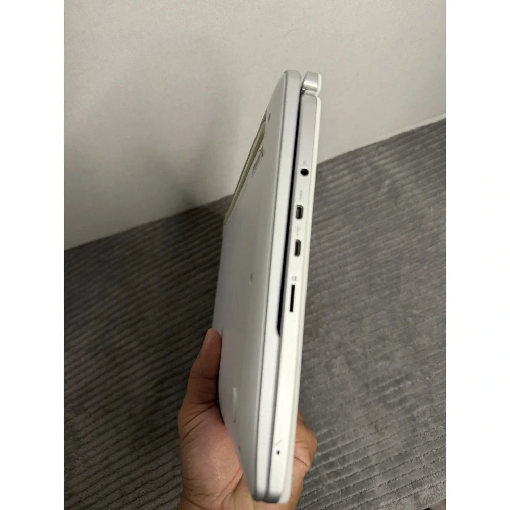 Acer laptop Not Tested No Charger